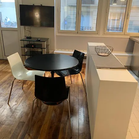 Appartement Loft Montmartre Au Pieds Des Vignes